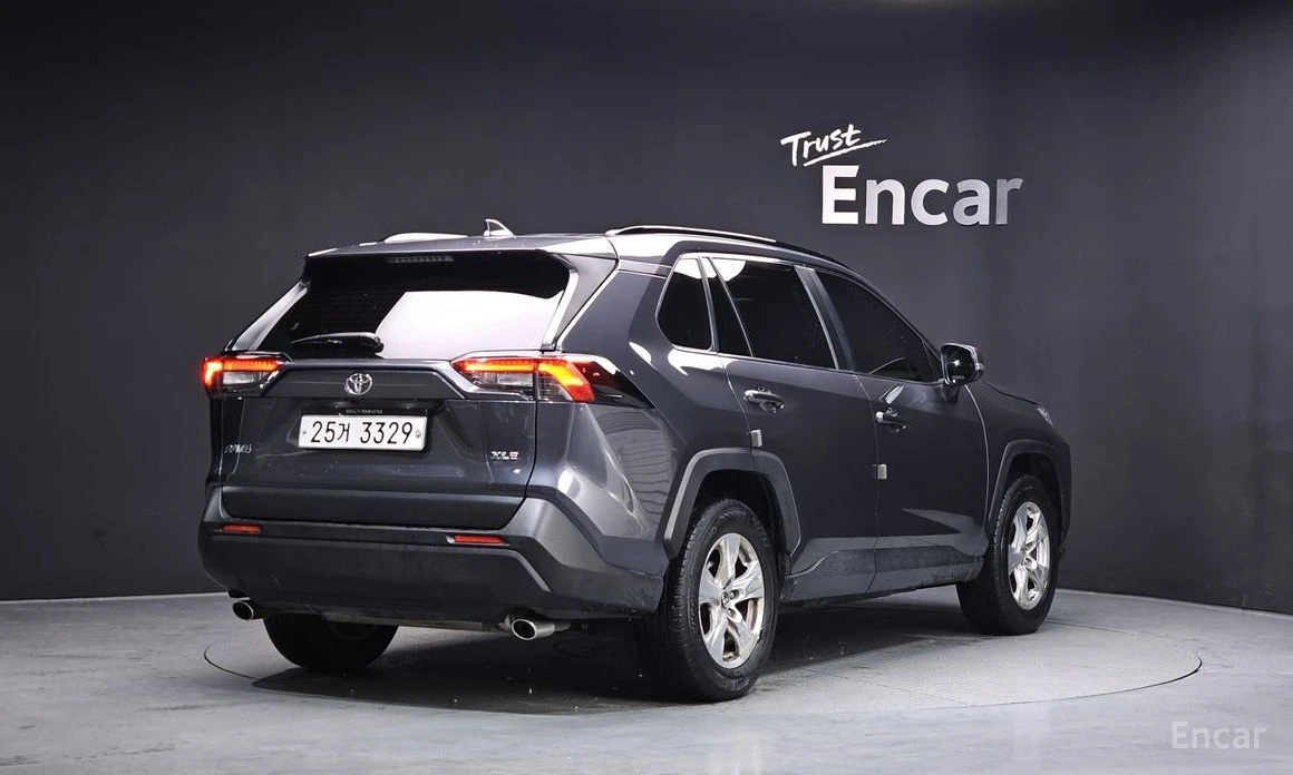 Toyota Rav4  - изображение 2