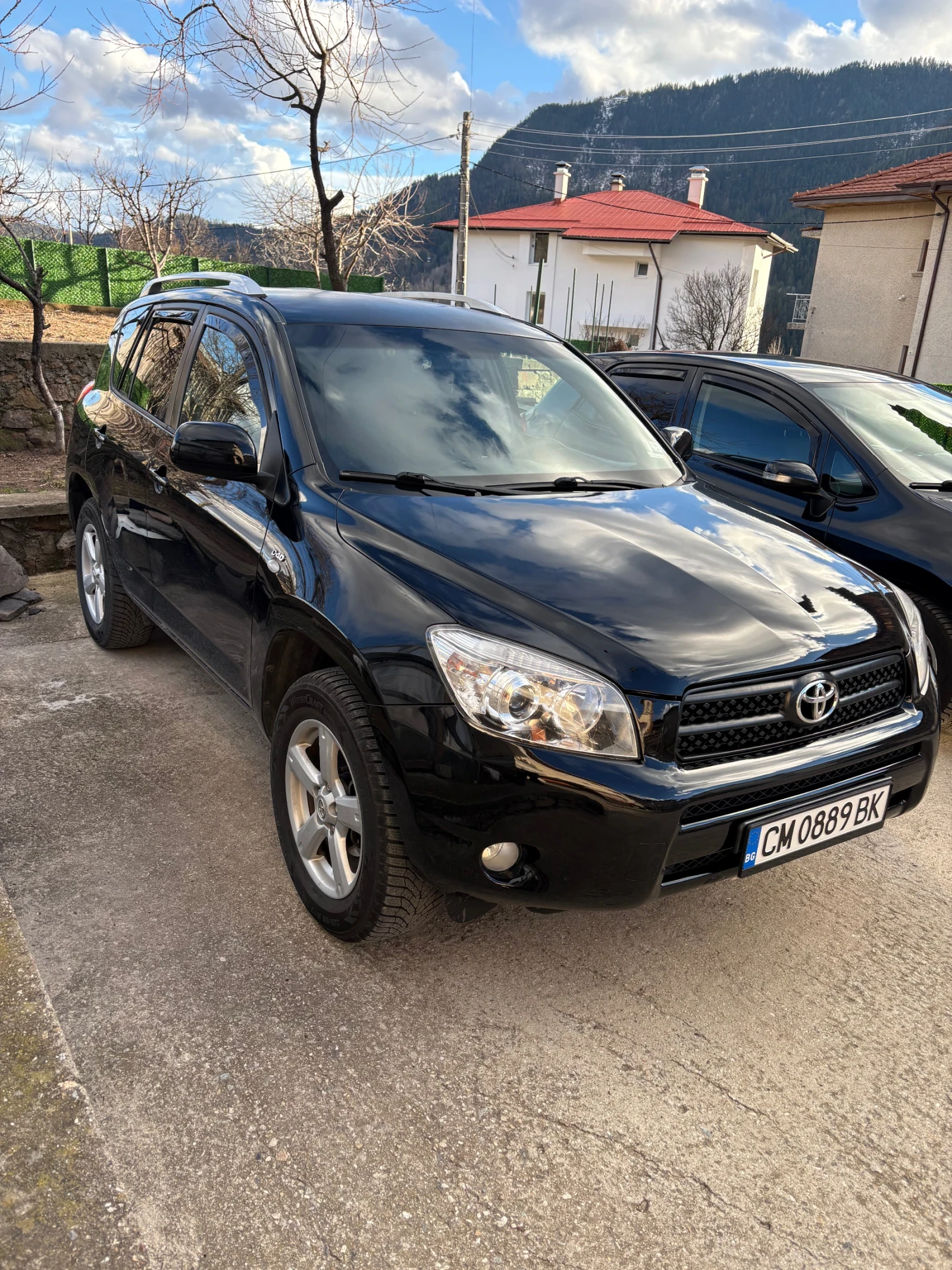 Toyota Rav4 D-4D, снимка 3 - Автомобили и джипове - 54498377