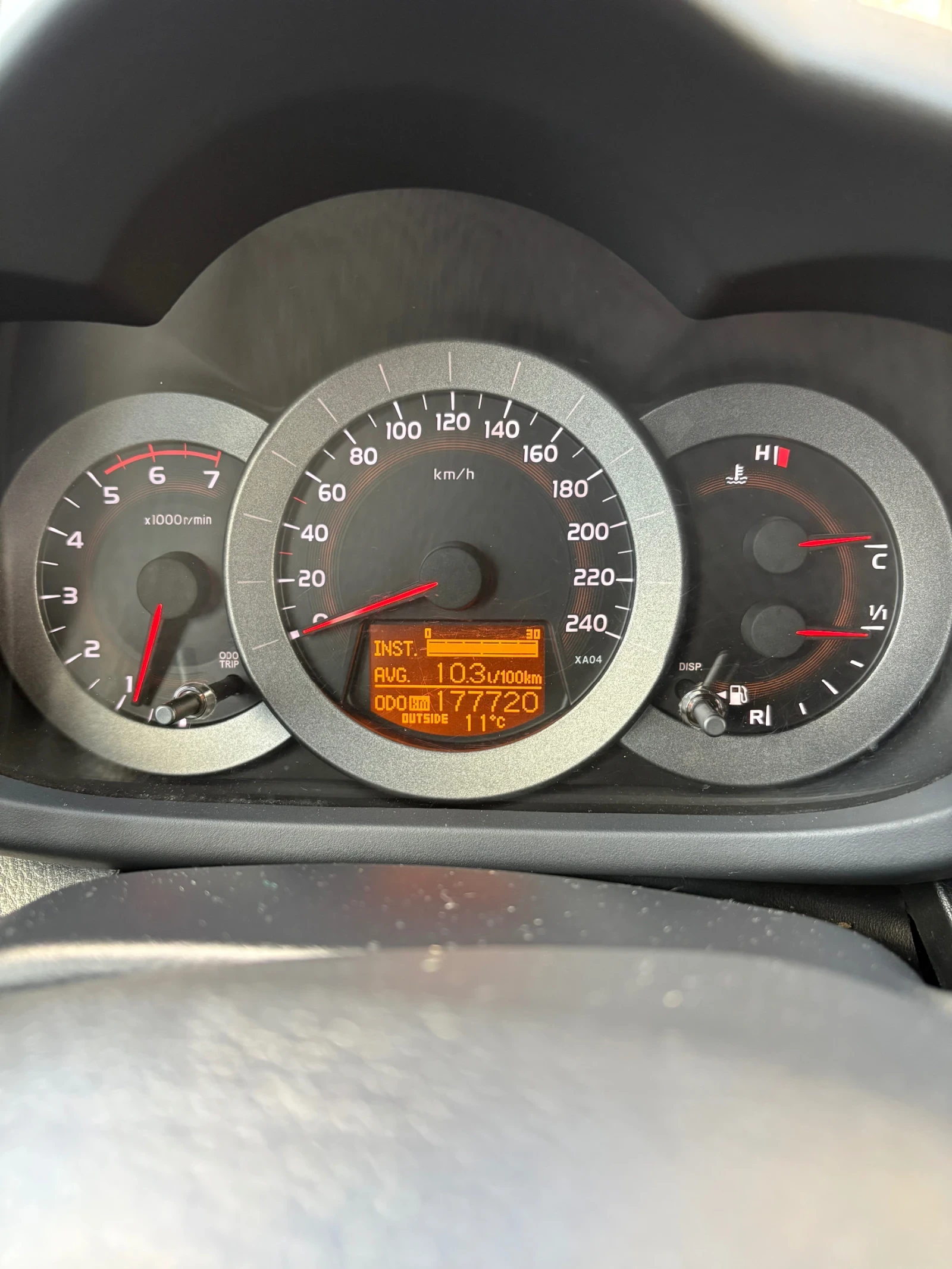 Toyota Rav4 D-4D, снимка 11 - Автомобили и джипове - 54498377