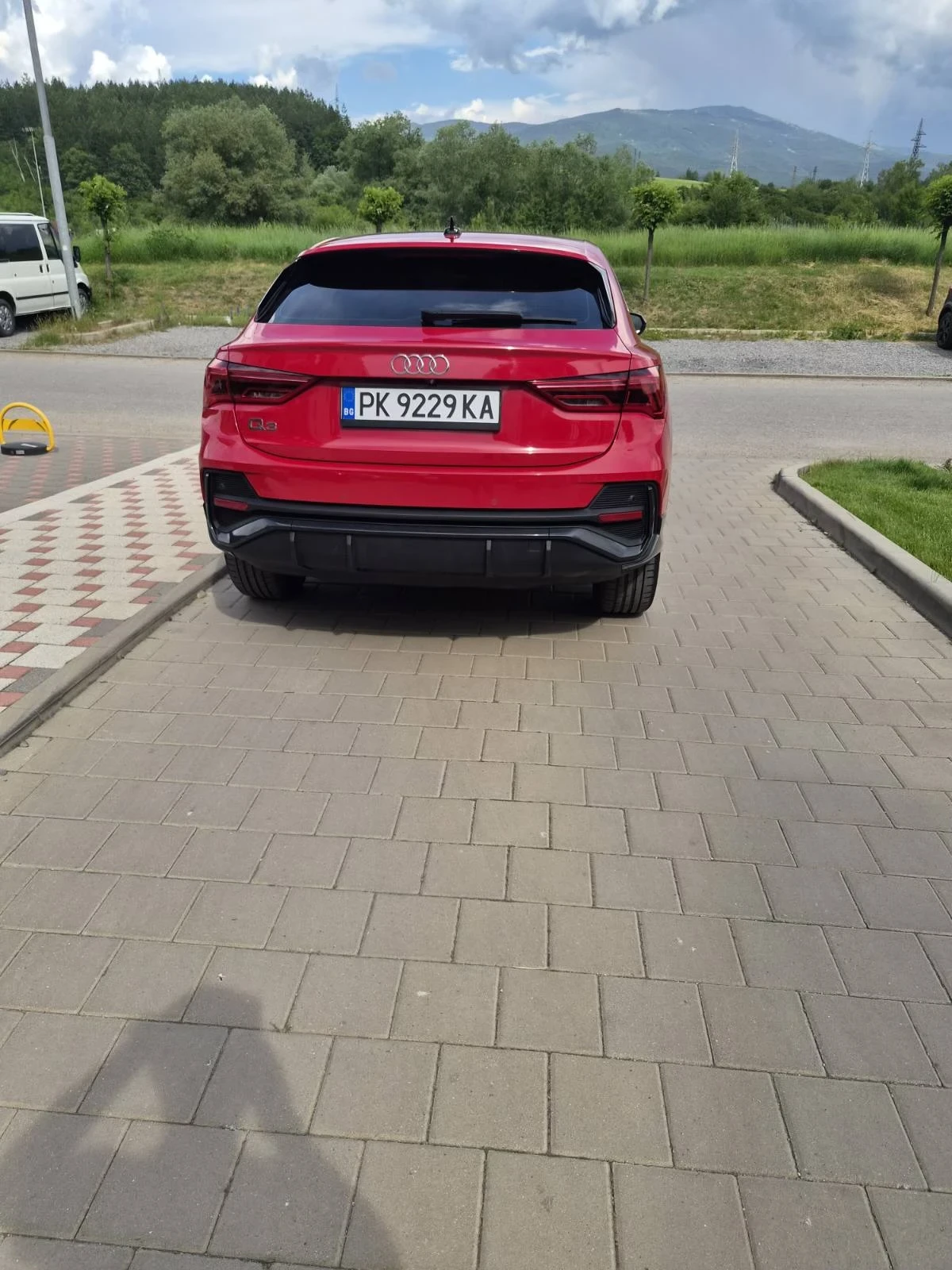 Audi Q3 Sportback, снимка 8 - Автомобили и джипове - 54974436