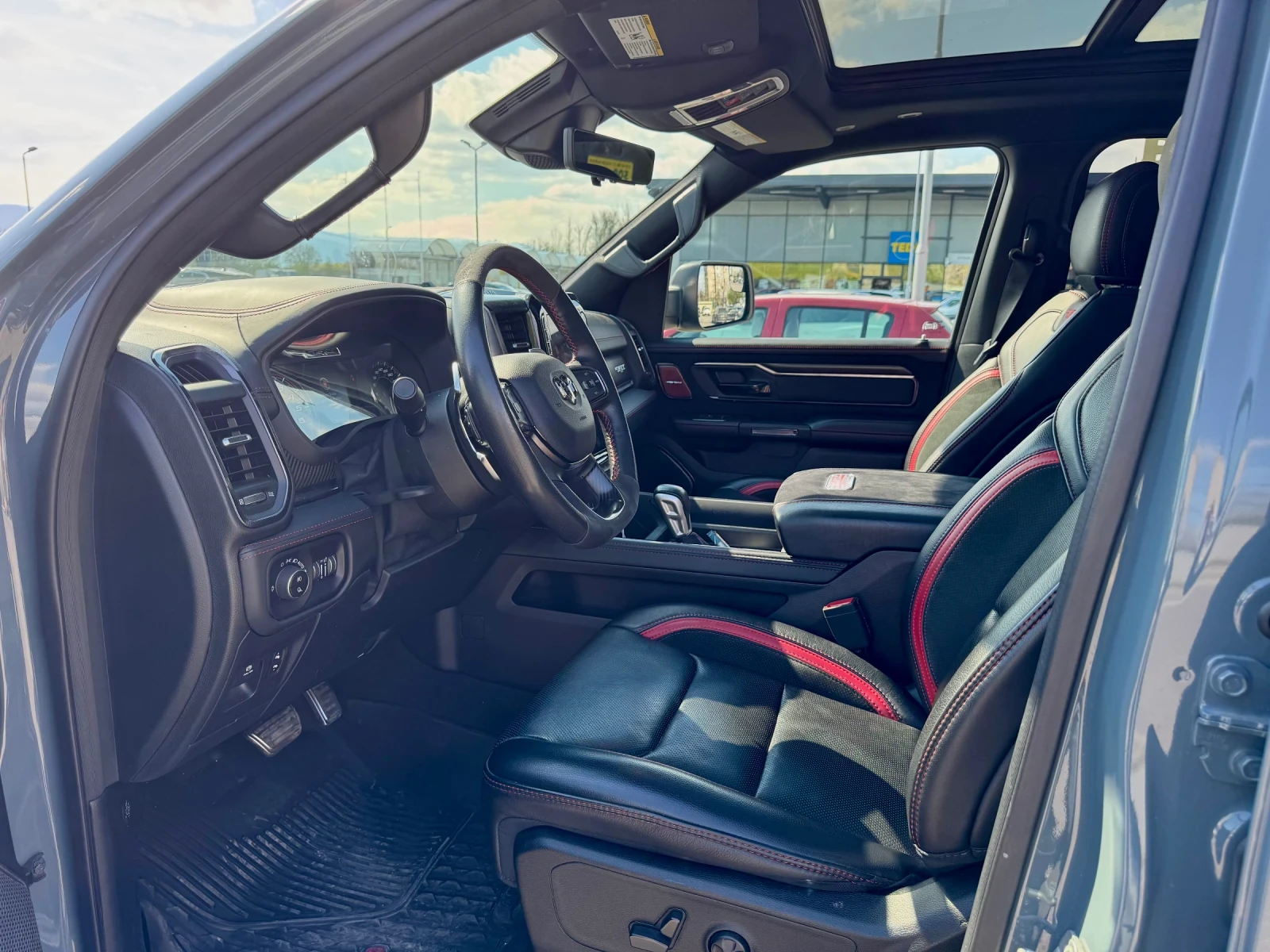 Dodge RAM 1500 TRX SUPERCHARGED LAUNCH EDITION, снимка 10 - Автомобили и джипове - 55161717