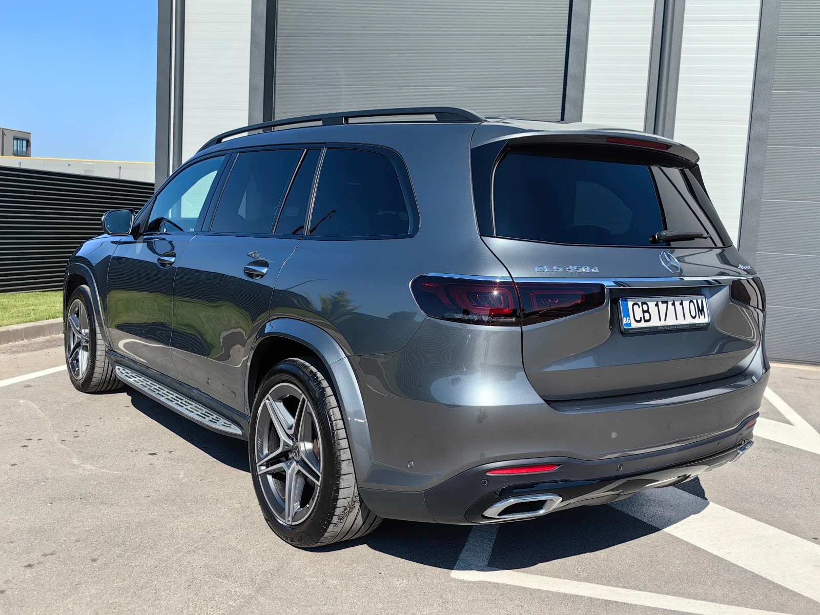 Mercedes-Benz GLS 350 AMG/Burmester/Massage/Invoice, снимка 4 - Автомобили и джипове - 55514066