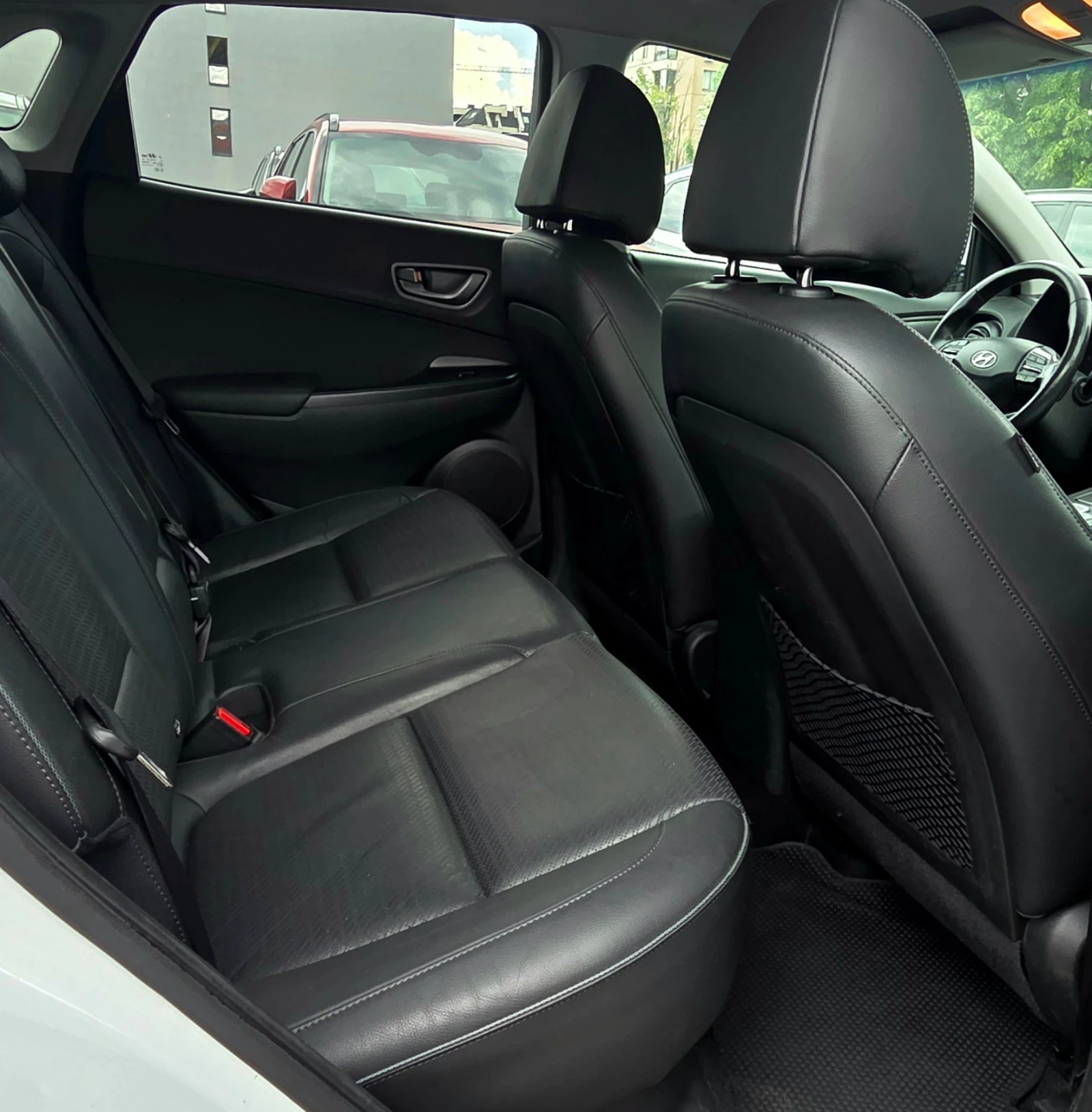Hyundai Kona SOH98%/Термопомпа, снимка 9 - Автомобили и джипове - 55648937