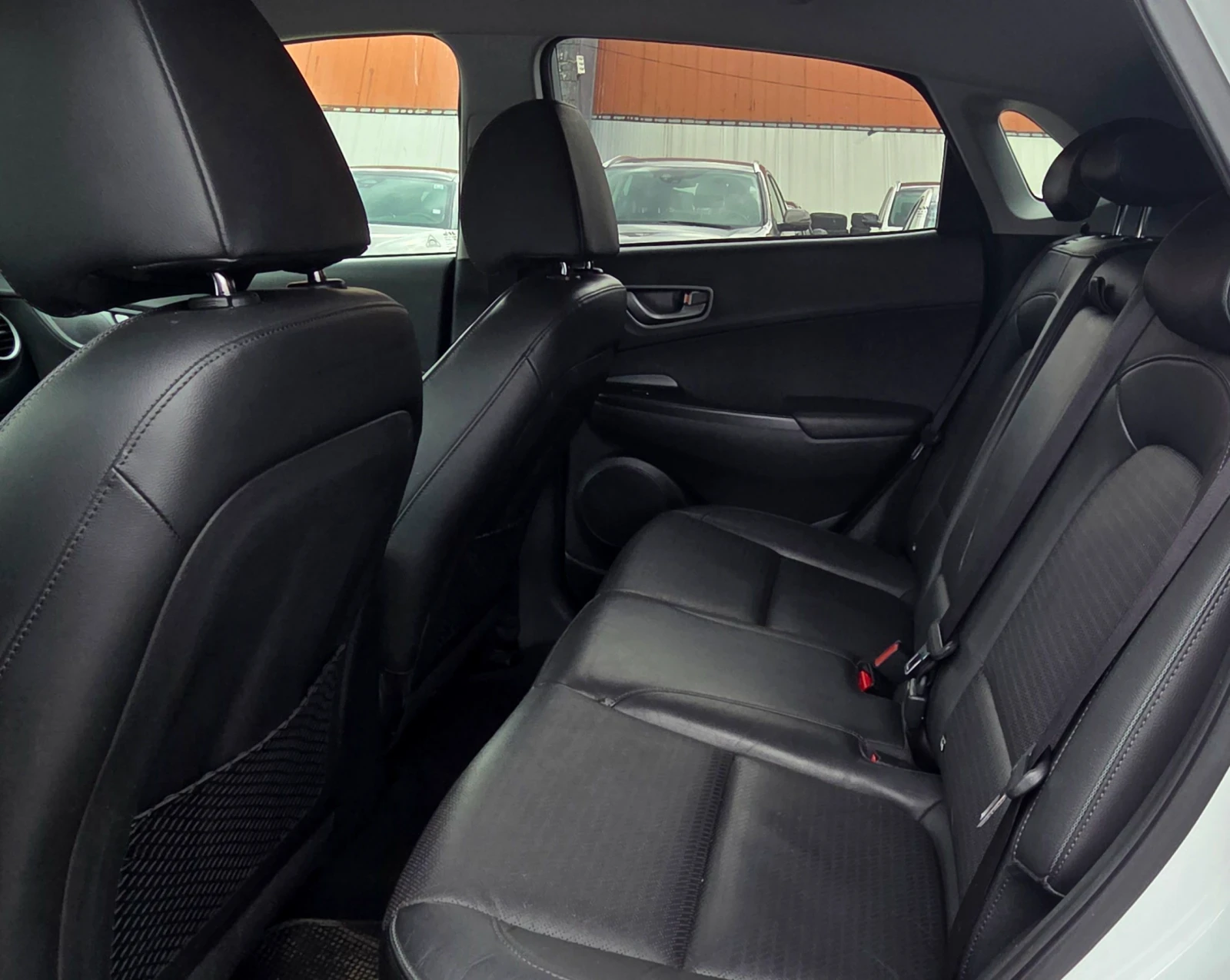 Hyundai Kona SOH98%/Термопомпа, снимка 8 - Автомобили и джипове - 55648937