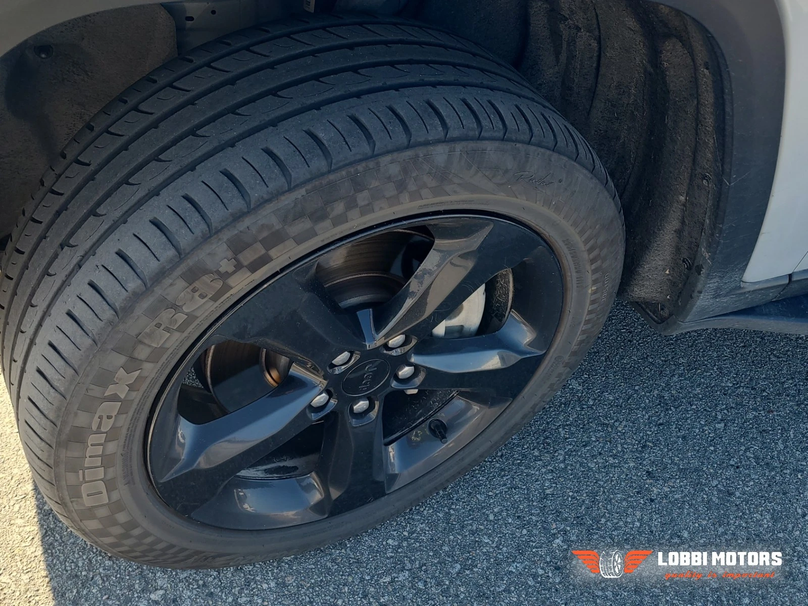 Jeep Grand cherokee, снимка 6 - Автомобили и джипове - 56102843