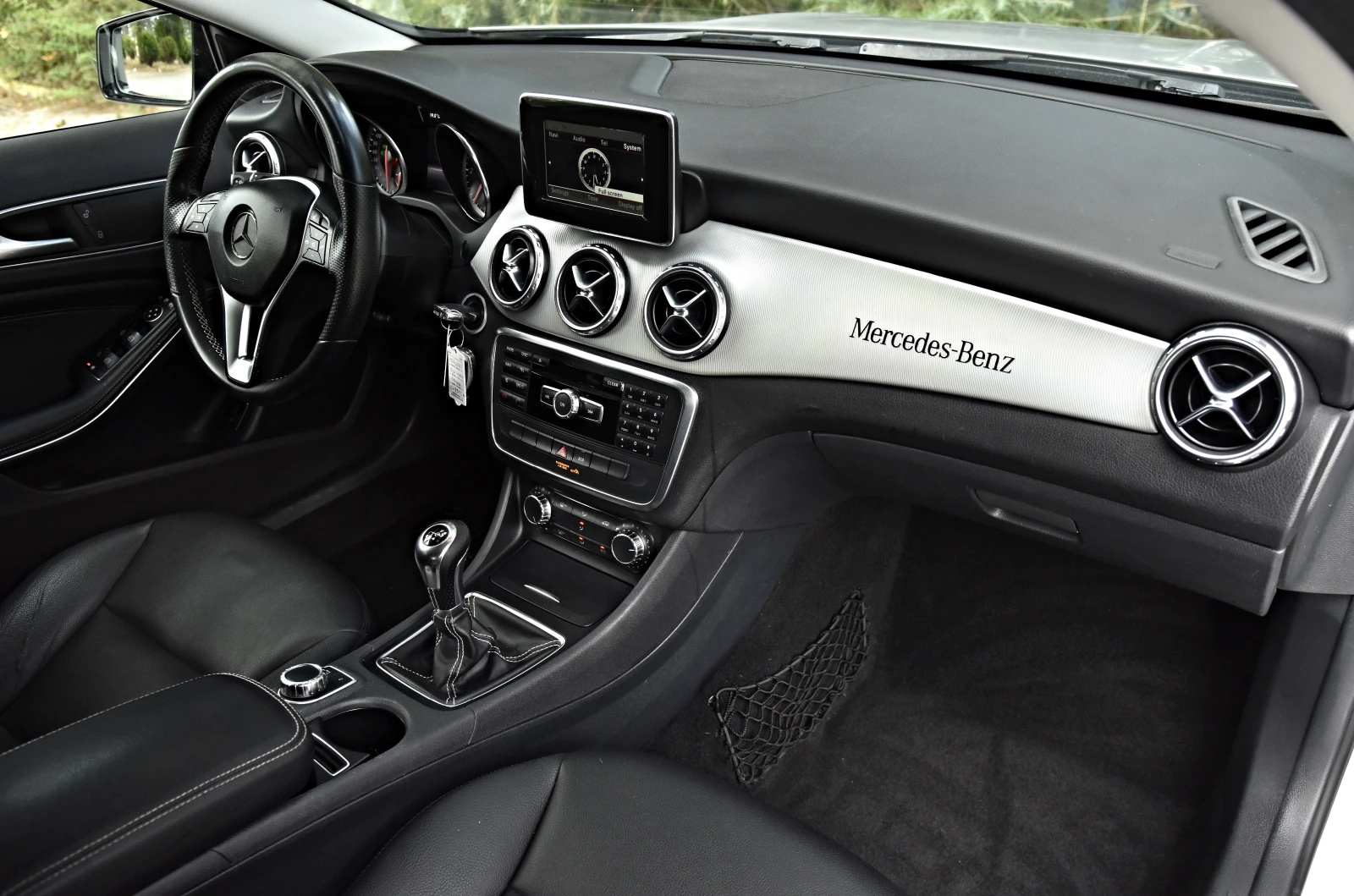 Mercedes-Benz GLA 200 200 CDI///136 cv///, снимка 15 - Автомобили и джипове - 56261869