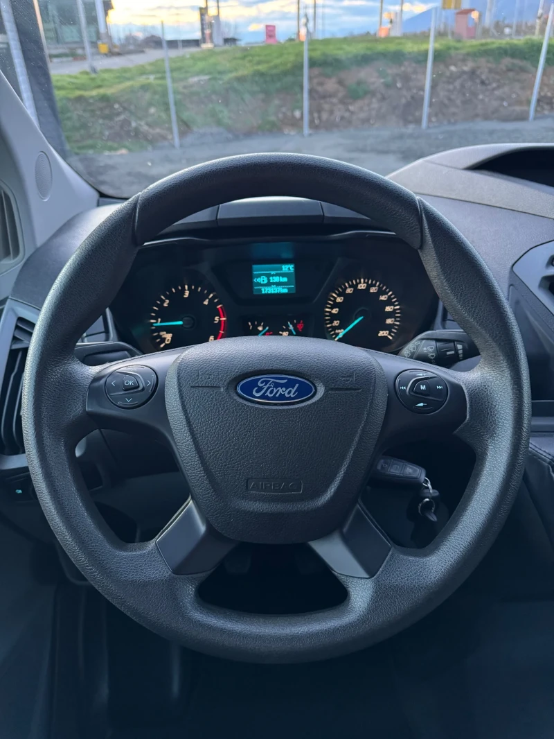 Ford Transit Custom 2.2 TDCI 9 Места 2x Клима, Серв. Книжка 173 000 КМ, снимка 9 - Бусове и автобуси - 53415683