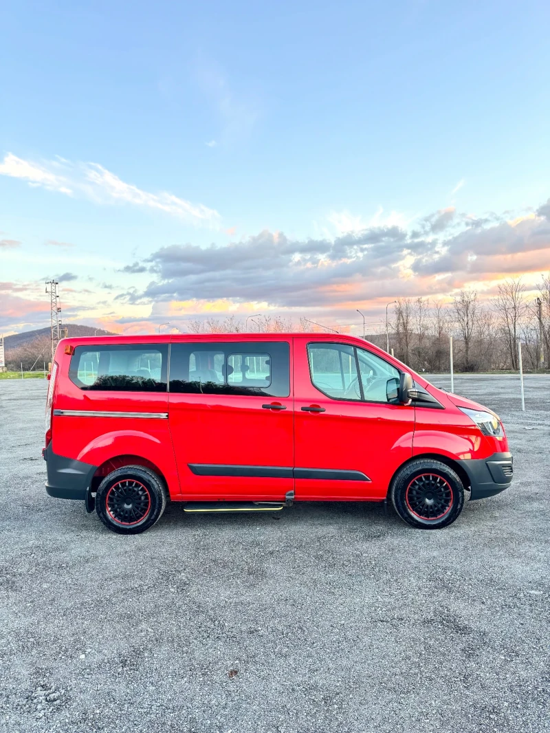 Ford Transit Custom 2.2 TDCI 9 Места 2x Клима, Серв. Книжка 173 000 КМ, снимка 6 - Бусове и автобуси - 53415683