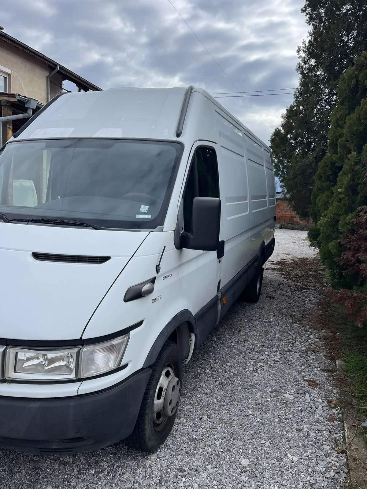 Iveco Daily, снимка 2 - Бусове и автобуси - 56058121