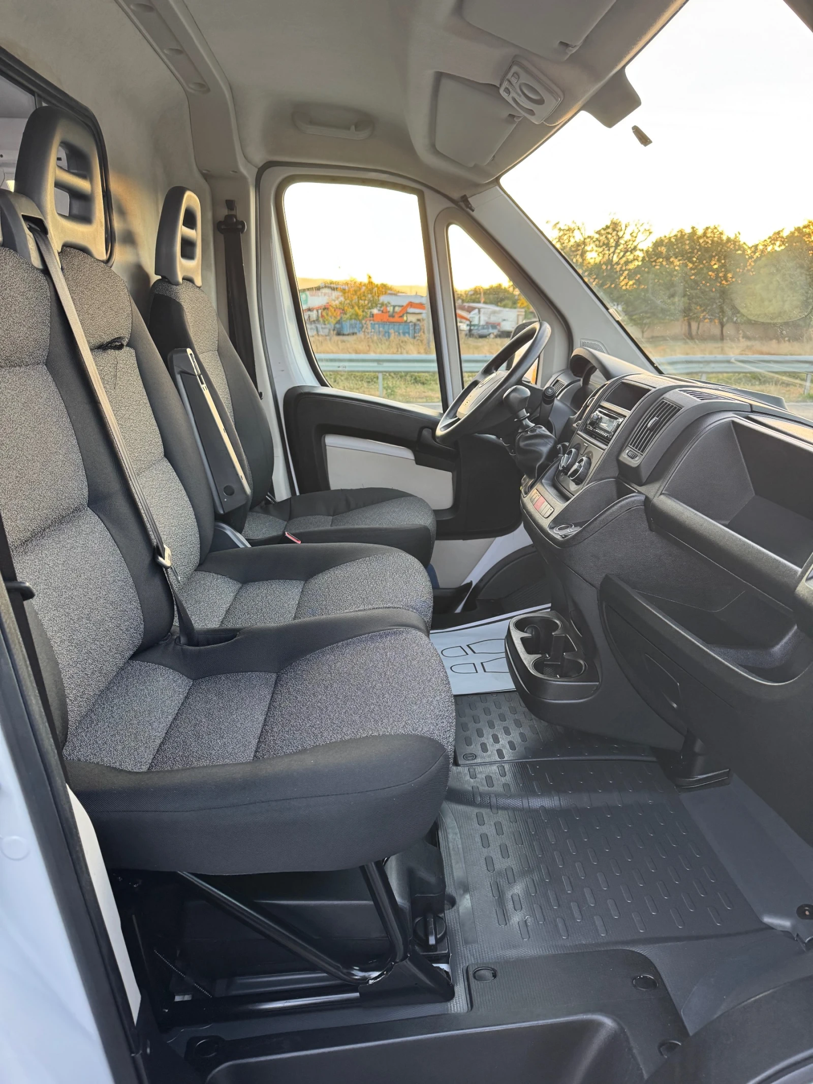 Fiat Ducato 2.3HPI* 2020г* Климатик* Германия* 6ск* Топ, снимка 13 - Бусове и автобуси - 56295390