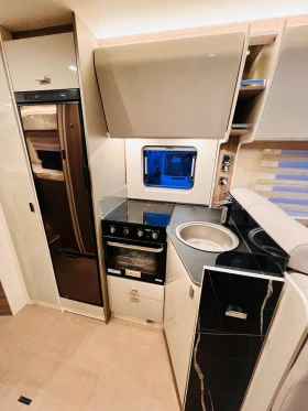 Кемпер Burstner Lyseo I 726 G * Harmony Line* Automatik* Klima, снимка 11