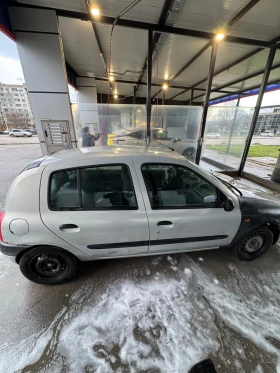 Renault Clio Газ/Бензин, снимка 8