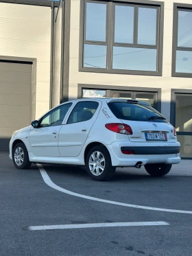 Обява за продажба на Peugeot 206 Peugeot 206 plus FACELIFT ~4 300 лв. - изображение 8