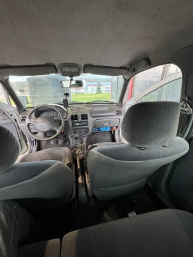 Renault Clio Газ/Бензин, снимка 14
