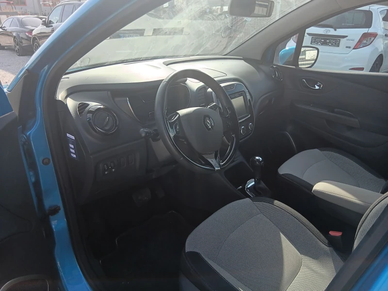 Renault Captur 1.3TCe АВТОМАТИК , снимка 8 - Автомобили и джипове - 47547308