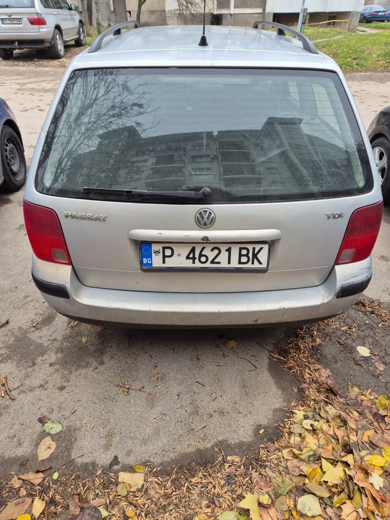 VW Passat, снимка 7 - Автомобили и джипове - 48179095