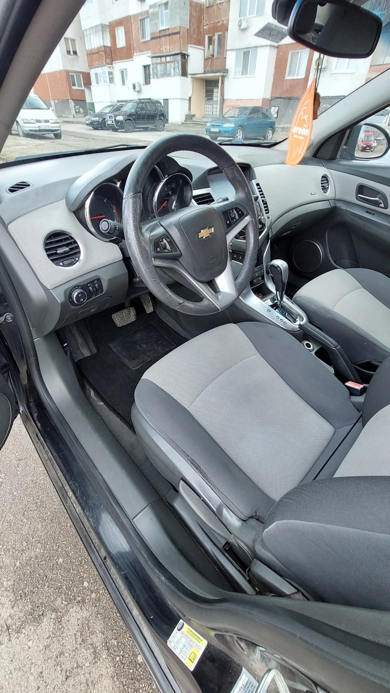 Chevrolet Cruze, снимка 14 - Автомобили и джипове - 48870237