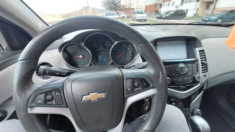 Chevrolet Cruze, снимка 17 - Автомобили и джипове - 48870237