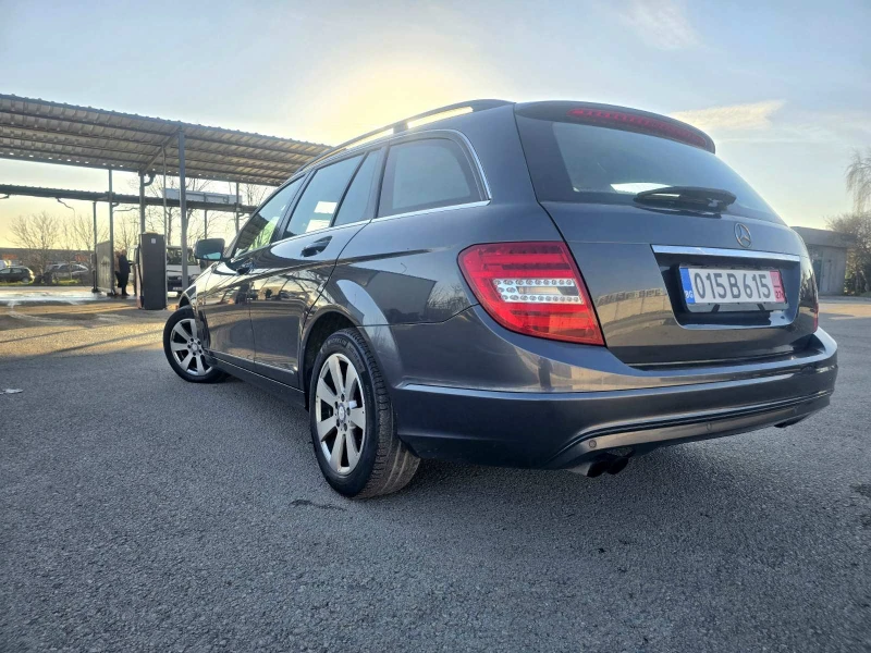 Mercedes-Benz C 200 FACELIFT/КОЖА/АВТОМАТ, снимка 4 - Автомобили и джипове - 49098649