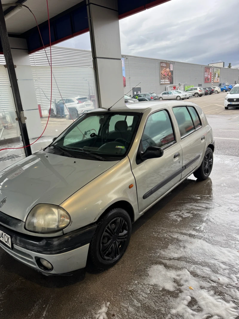 Renault Clio Газ/Бензин, снимка 5 - Автомобили и джипове - 52550516