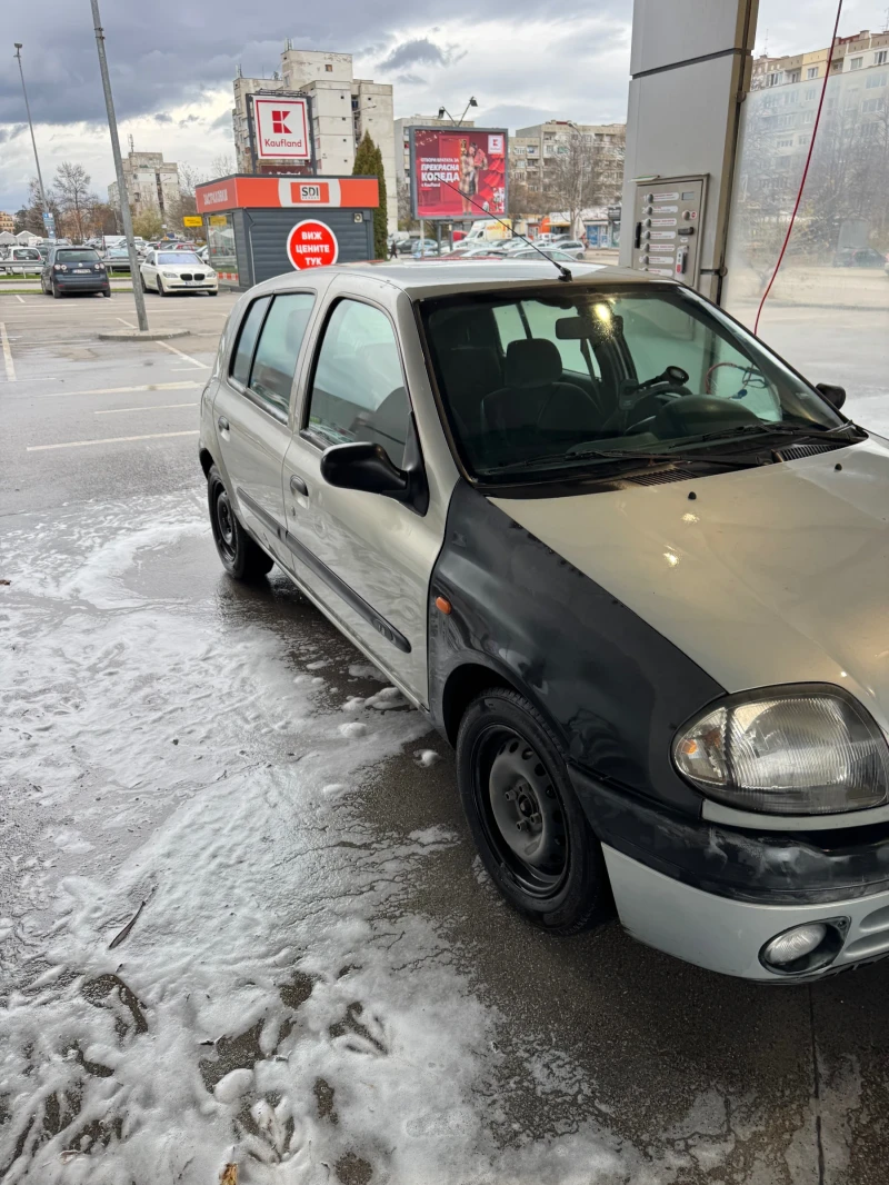 Renault Clio Газ/Бензин, снимка 6 - Автомобили и джипове - 52550516