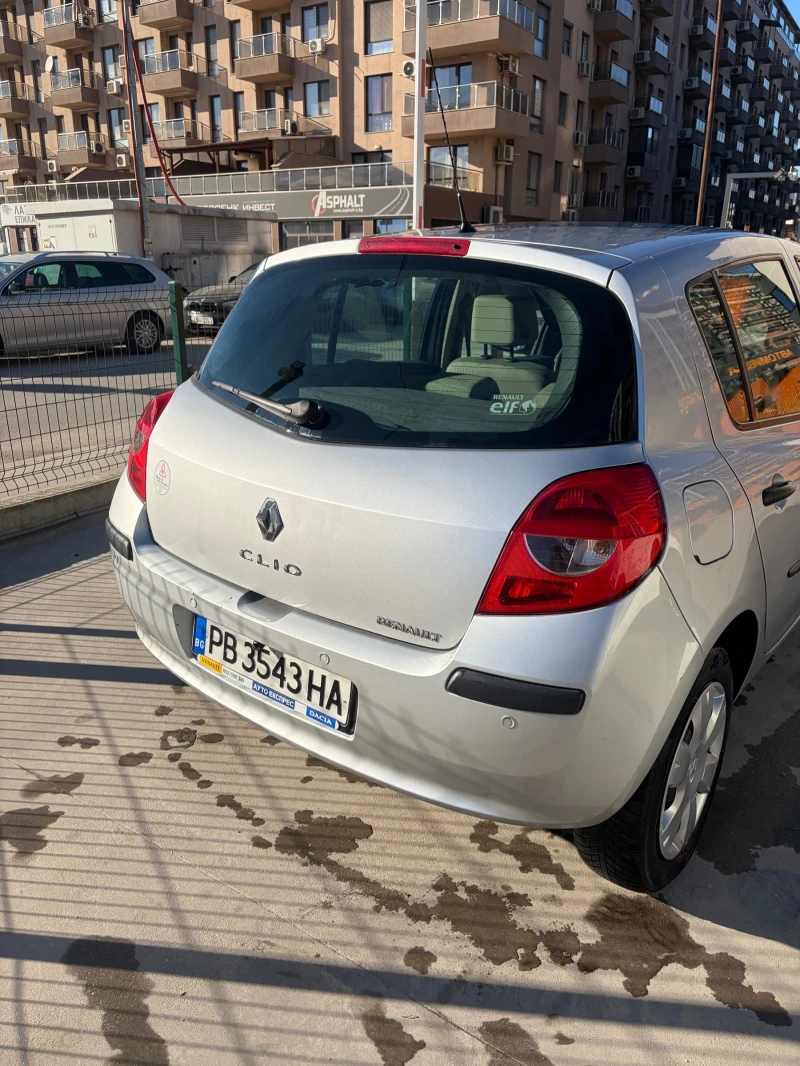 Renault Clio, снимка 4 - Автомобили и джипове - 52955040