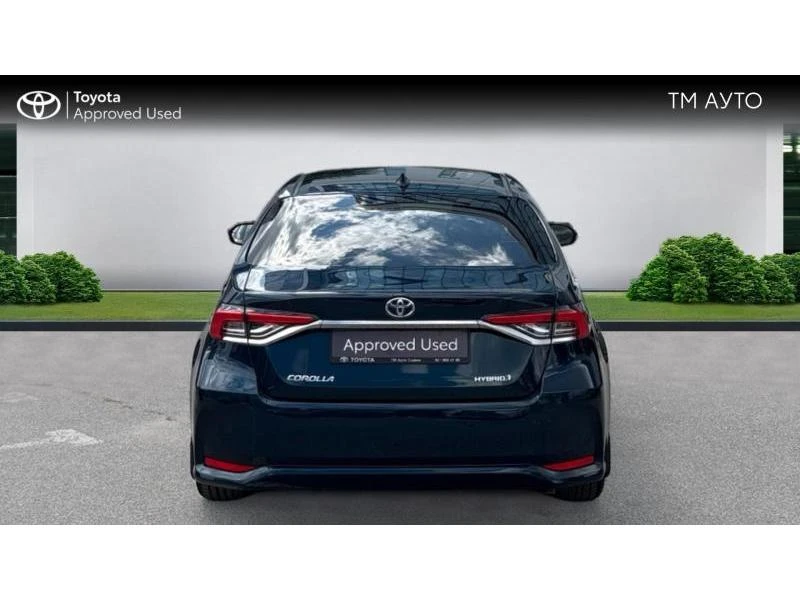 Toyota Corolla SDN 1.8HSD EXECUTIVE PLUS MY23, снимка 4 - Автомобили и джипове - 55458143