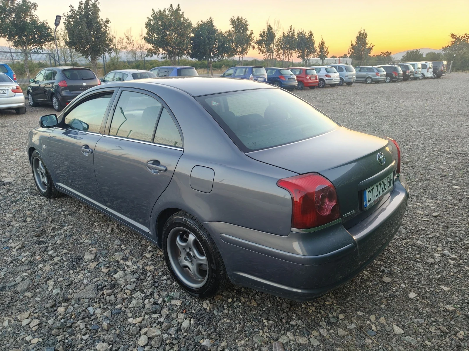 Toyota Avensis 1.8 i AUTOMATIC transmission Gaz BENZENE  - изображение 4