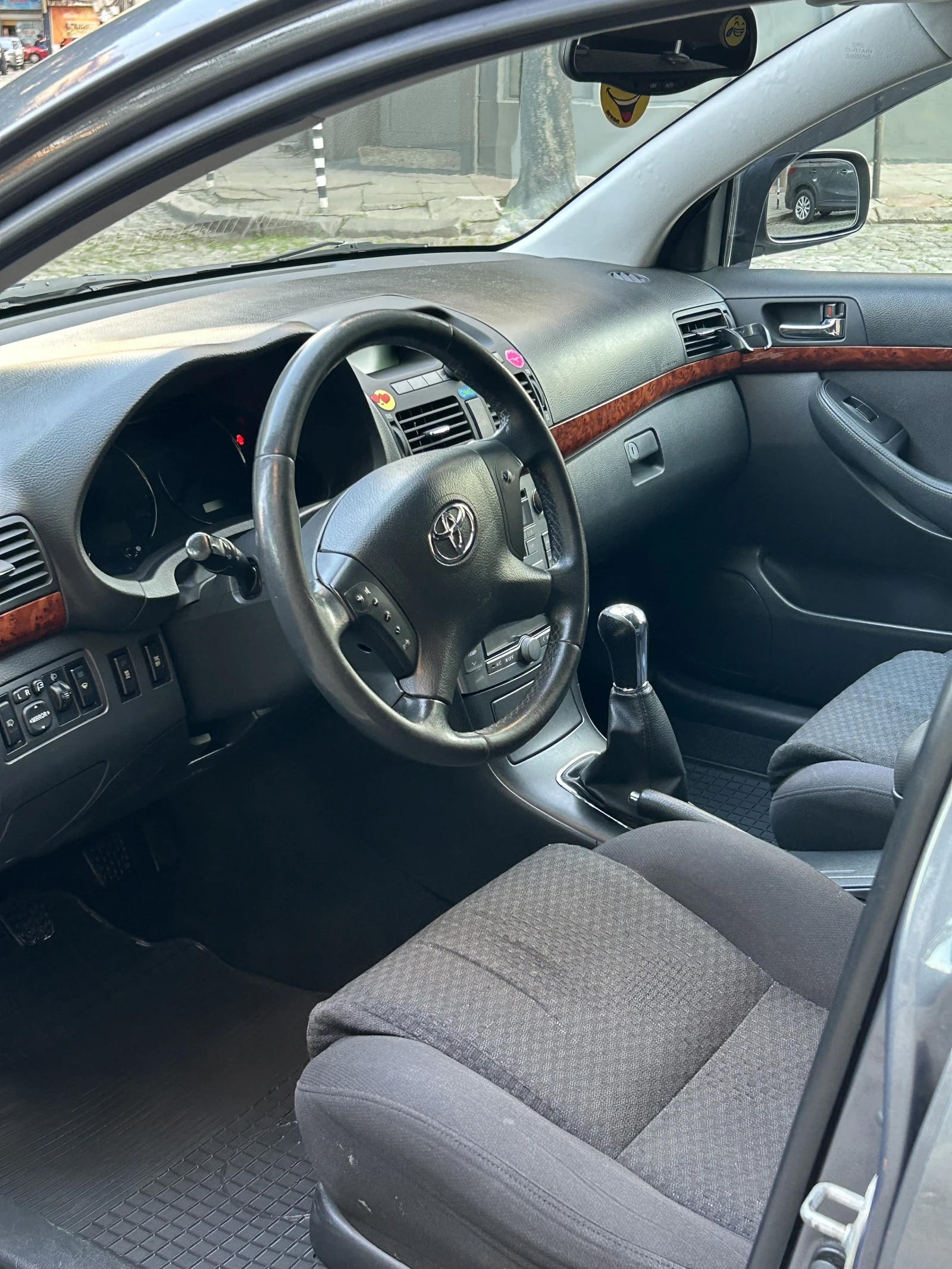 Toyota Avensis D4D 2.0 - изображение 7