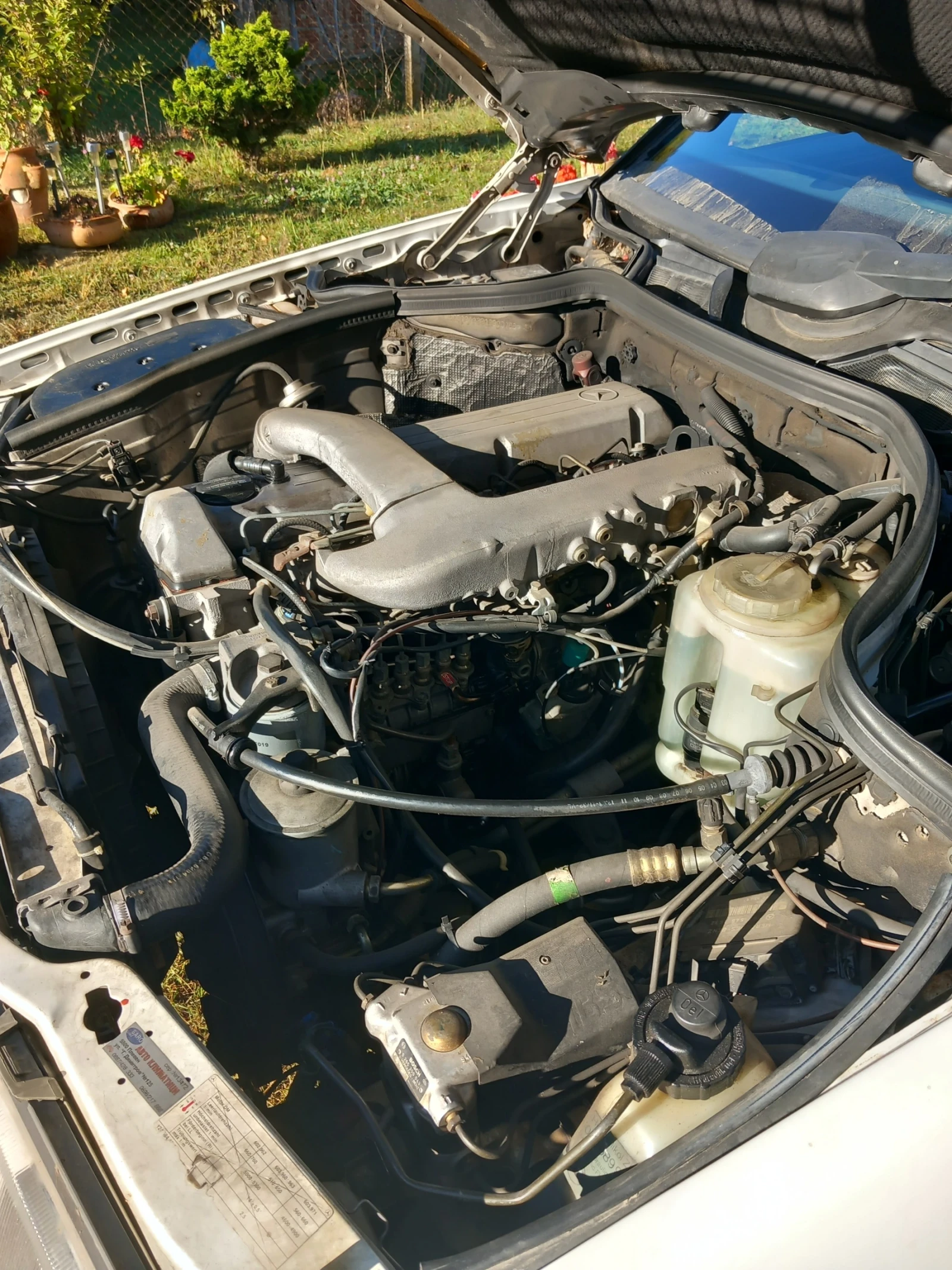 Mercedes-Benz 124 Е300ТД  | Mobile.bg — изображение 4