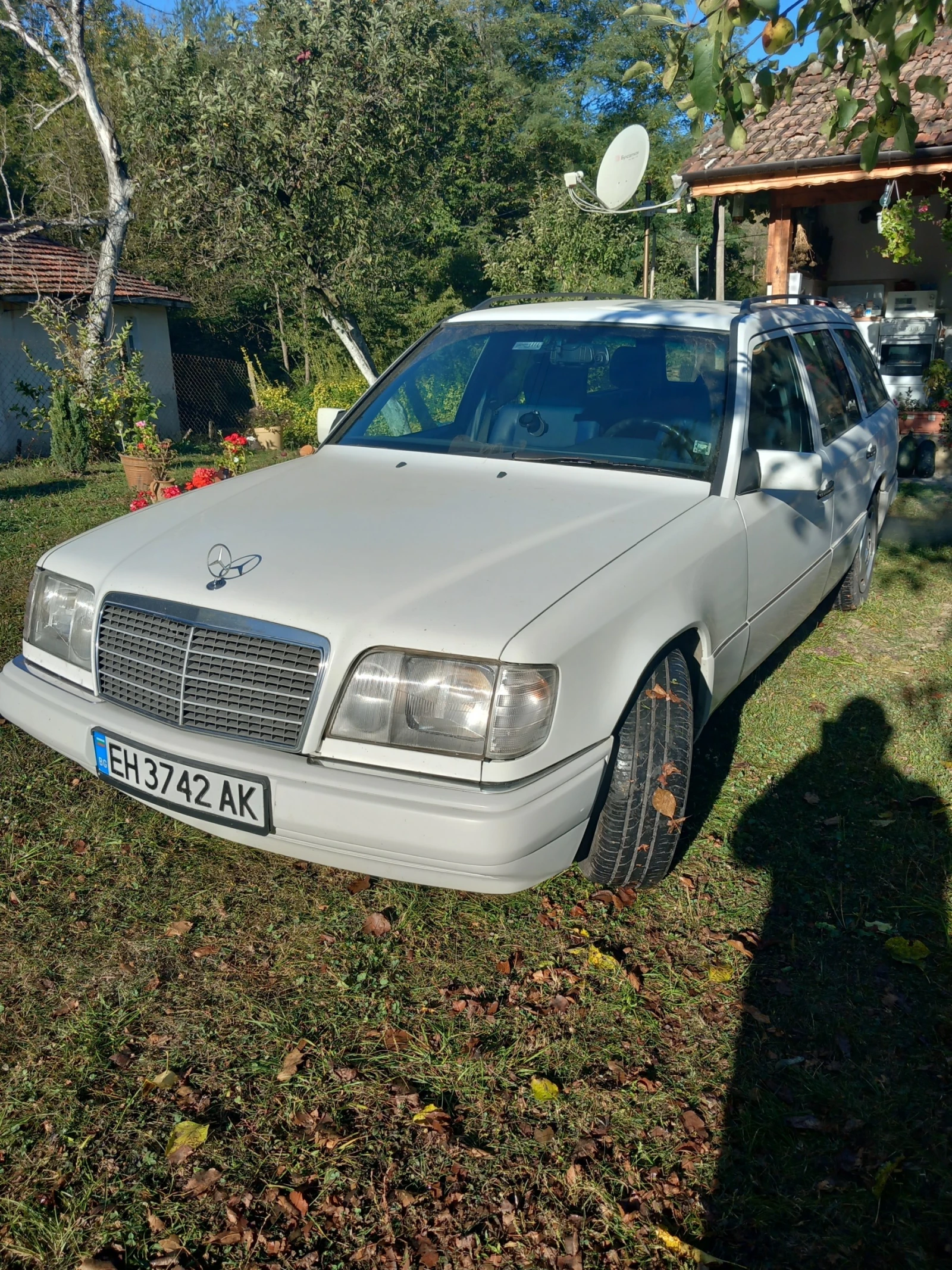 Mercedes-Benz 124 Е300ТД  | Mobile.bg — изображение 2