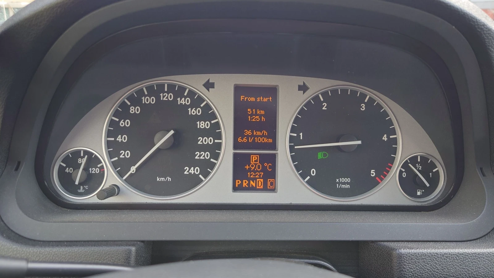 Mercedes-Benz B 180  - изображение 9