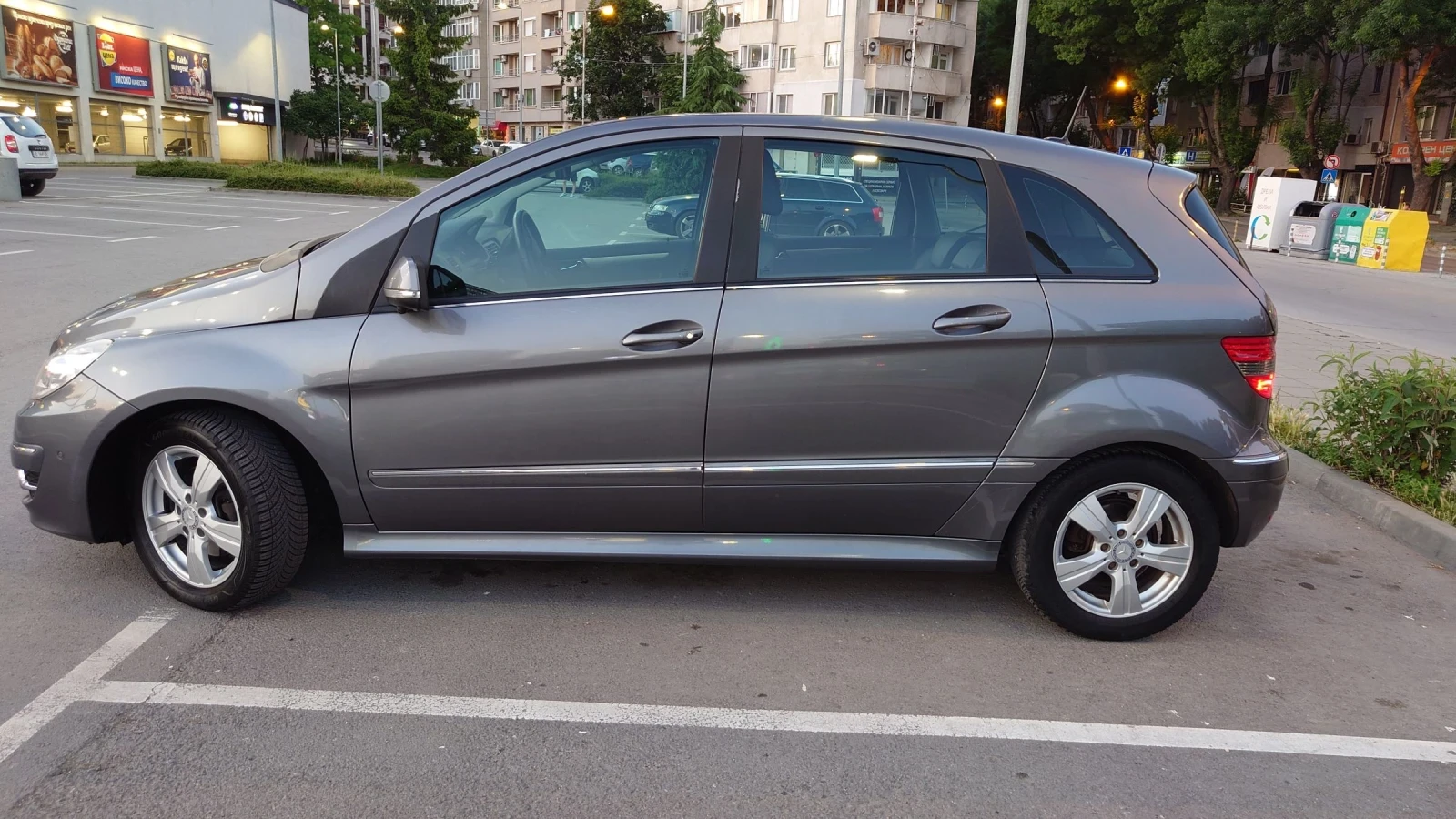 Mercedes-Benz B 180  - изображение 4