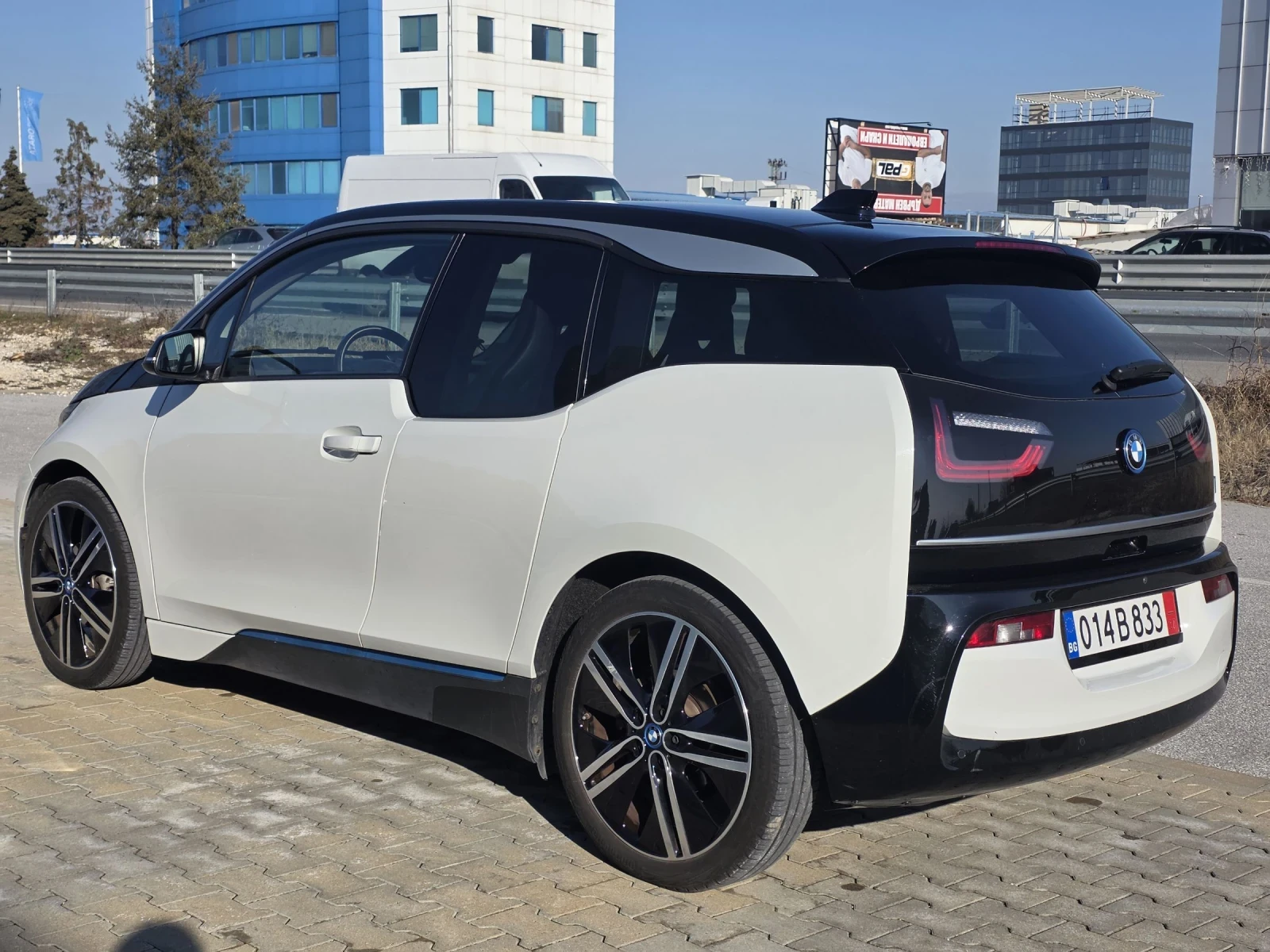 BMW i3 120Ah/Heat Pump/Adaptive LED/Distronic | Mobile.bg � ����������� 3