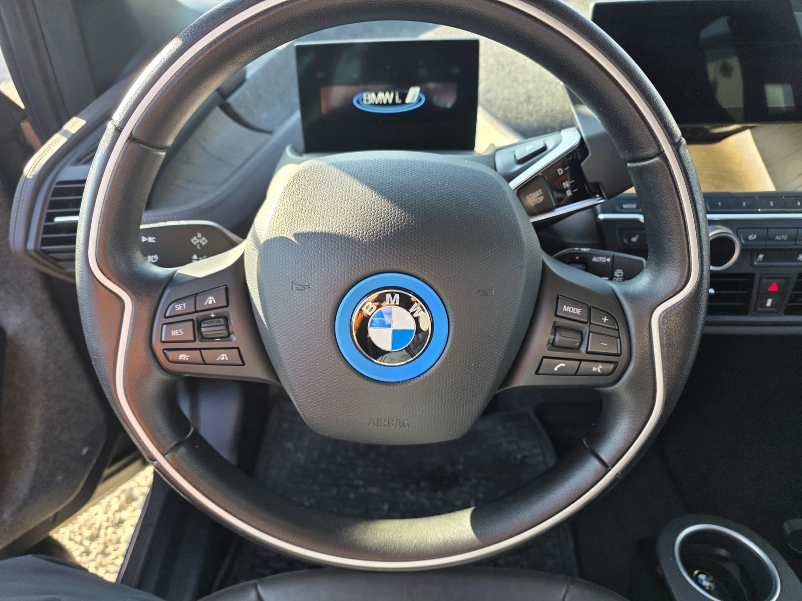 BMW i3 120Ah/Heat Pump/Adaptive LED/Distronic | Mobile.bg � ����������� 11