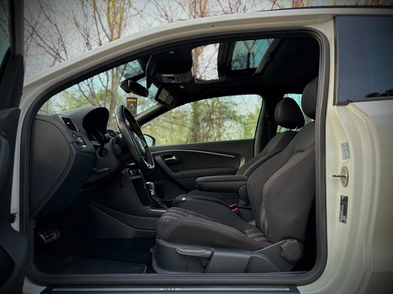 VW Polo * GTI * 1.8TSI * DSG * KAMERA * PANORAMA *  | Mobile.bg � ����������� 11