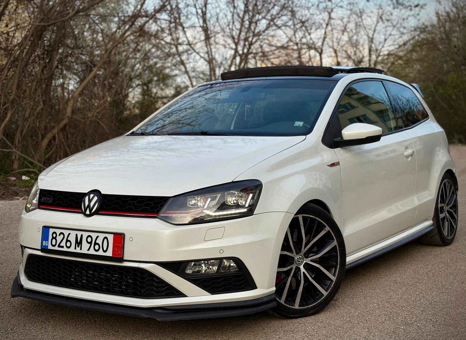 VW Polo * GTI * 1.8TSI * DSG * KAMERA * PANORAMA * 