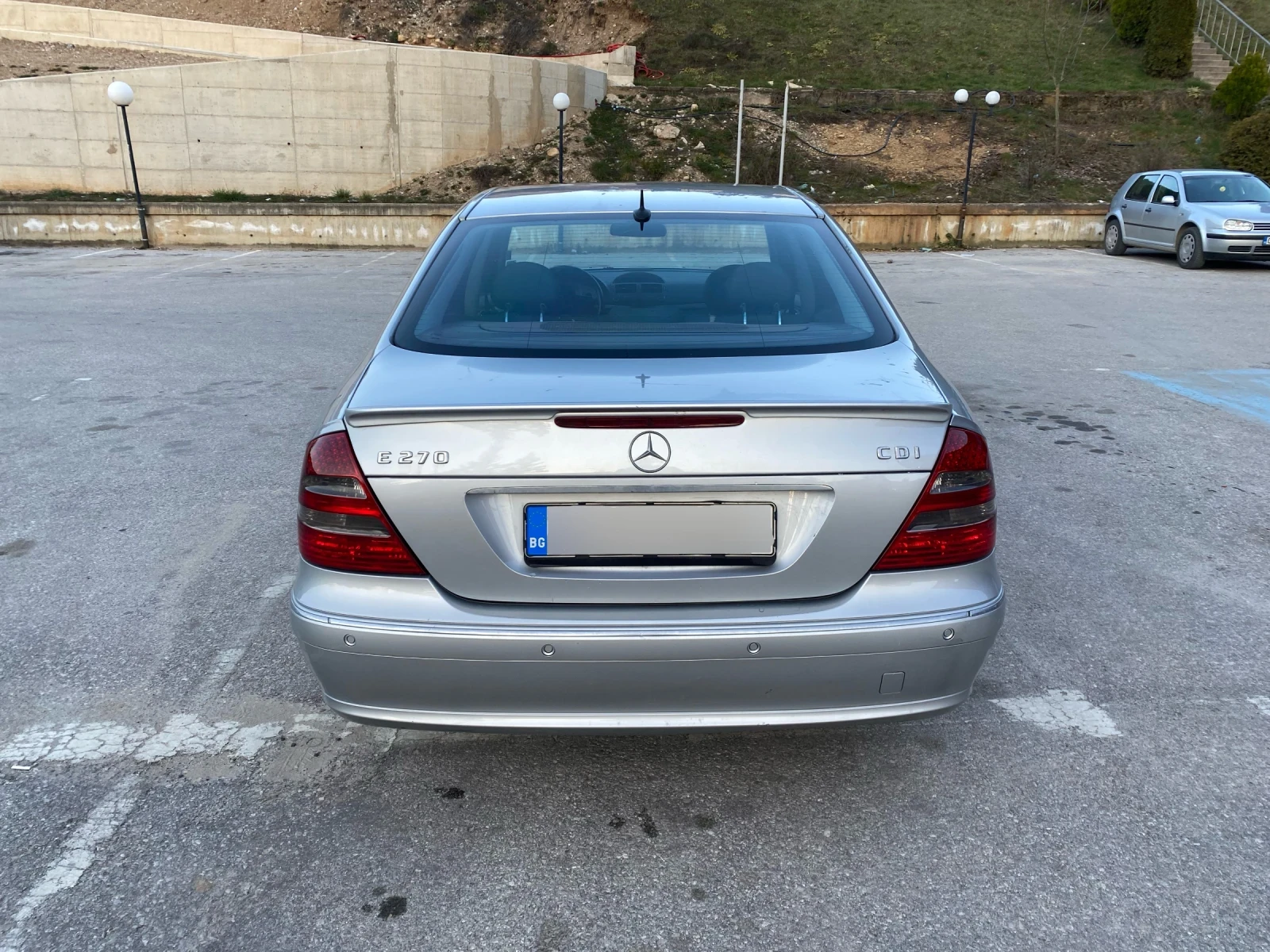 Mercedes-Benz E 270, снимка 6 - Автомобили и джипове - 53850570
