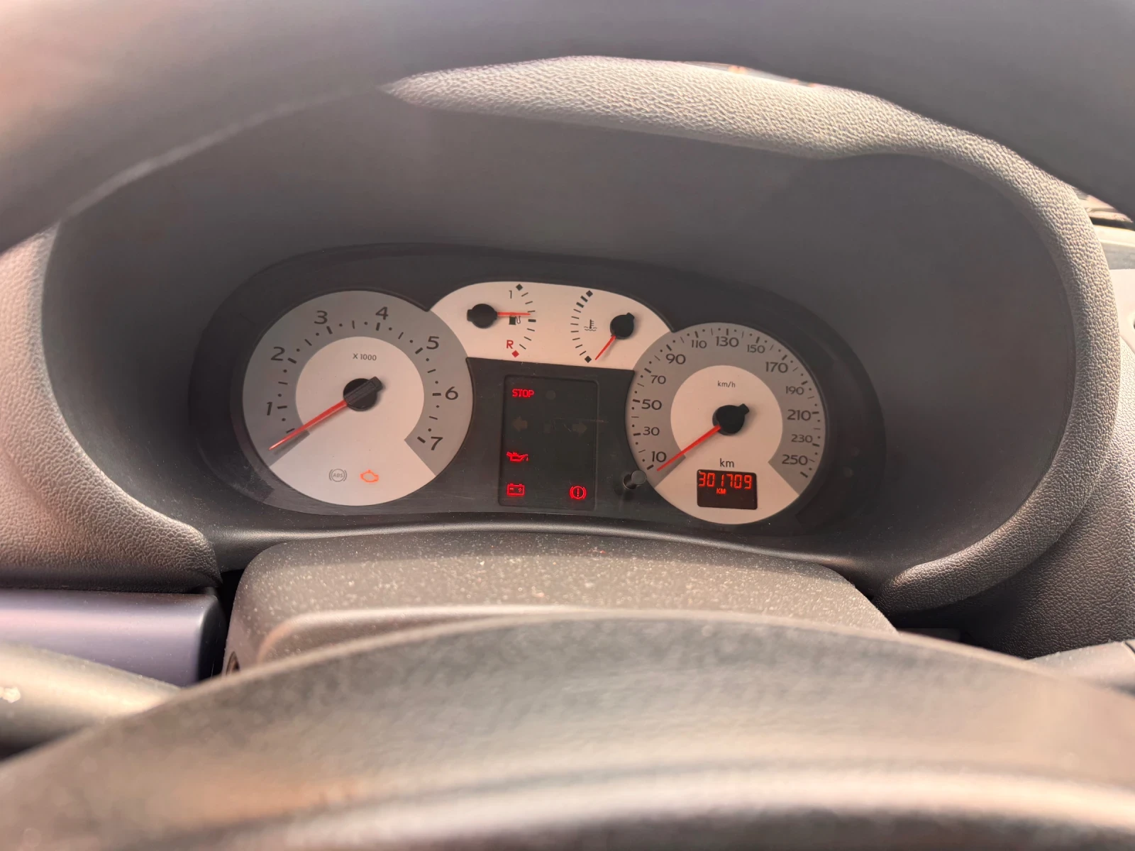 Renault Symbol, снимка 7 - Автомобили и джипове - 53930000