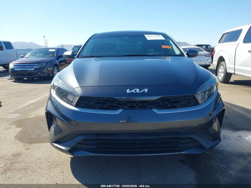 Kia Forte 2.0l Lxs, снимка 12 - Автомобили и джипове - 54078900