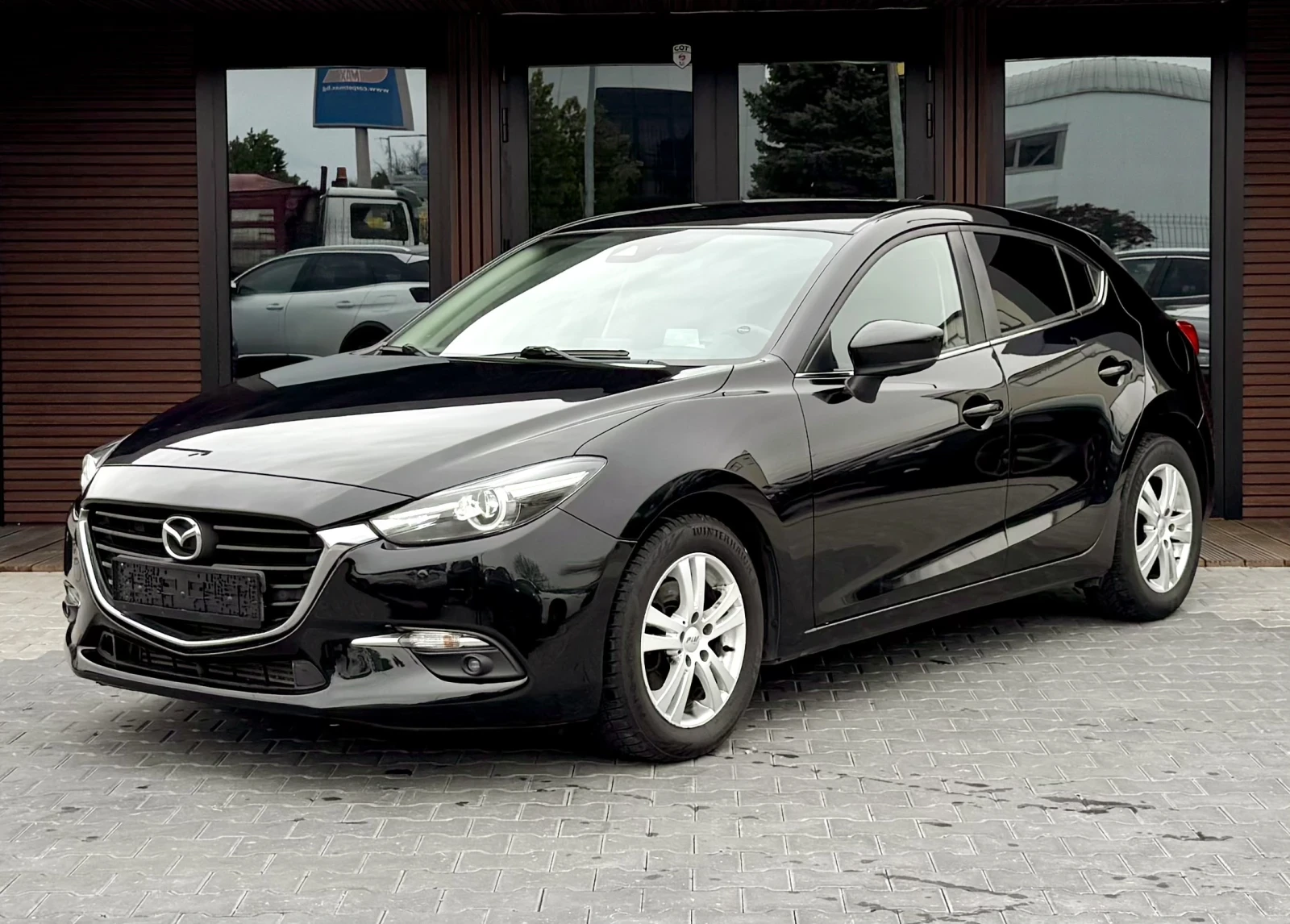 Mazda 3 2.2 SKYACTIV-D* Head up* Bose* Keyless