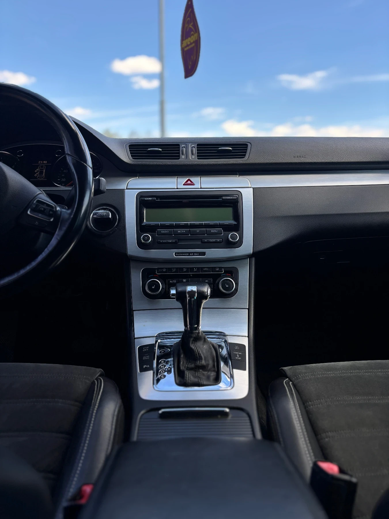 VW CC 2.0TDI DSG, снимка 8 - Автомобили и джипове - 54306074