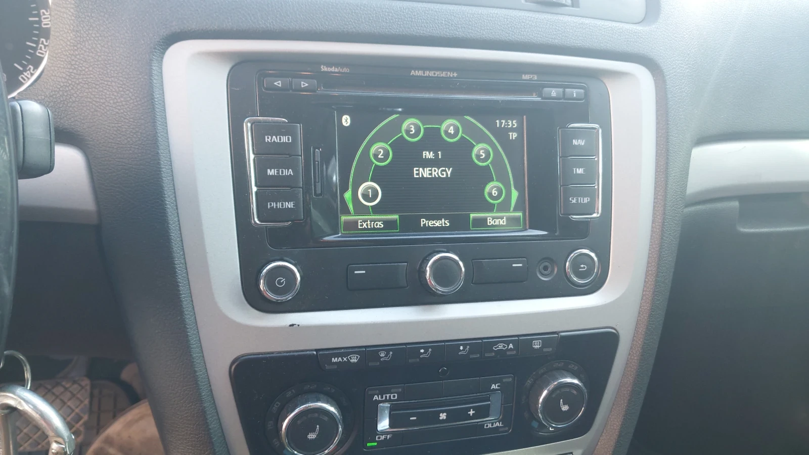 Skoda Octavia Фейслифт, снимка 6 - Автомобили и джипове - 54345592