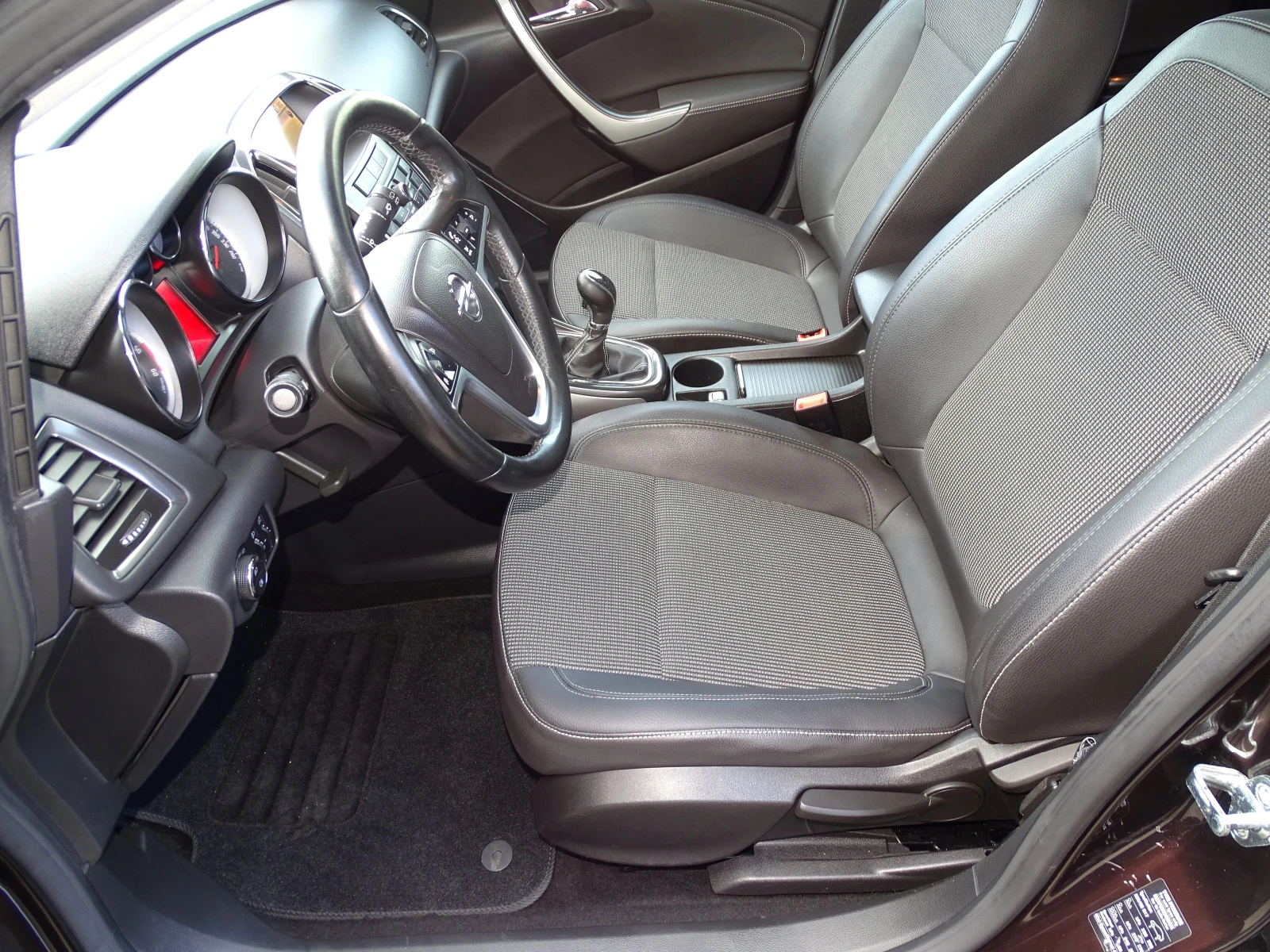 Opel Astra 1.7CDTI_COSMO_NAVI_*  | Mobile.bg � ����������� 9