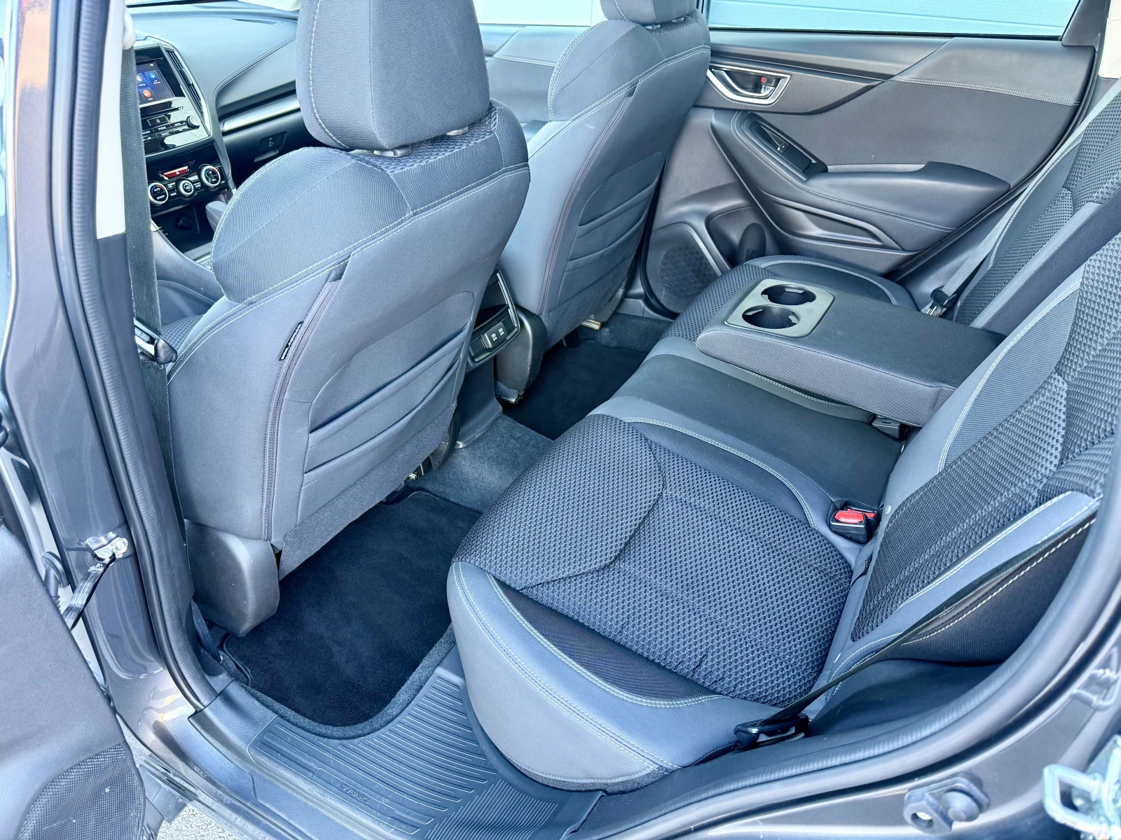 Subaru Forester 2.5 Facelift, снимка 11 - Автомобили и джипове - 55108727