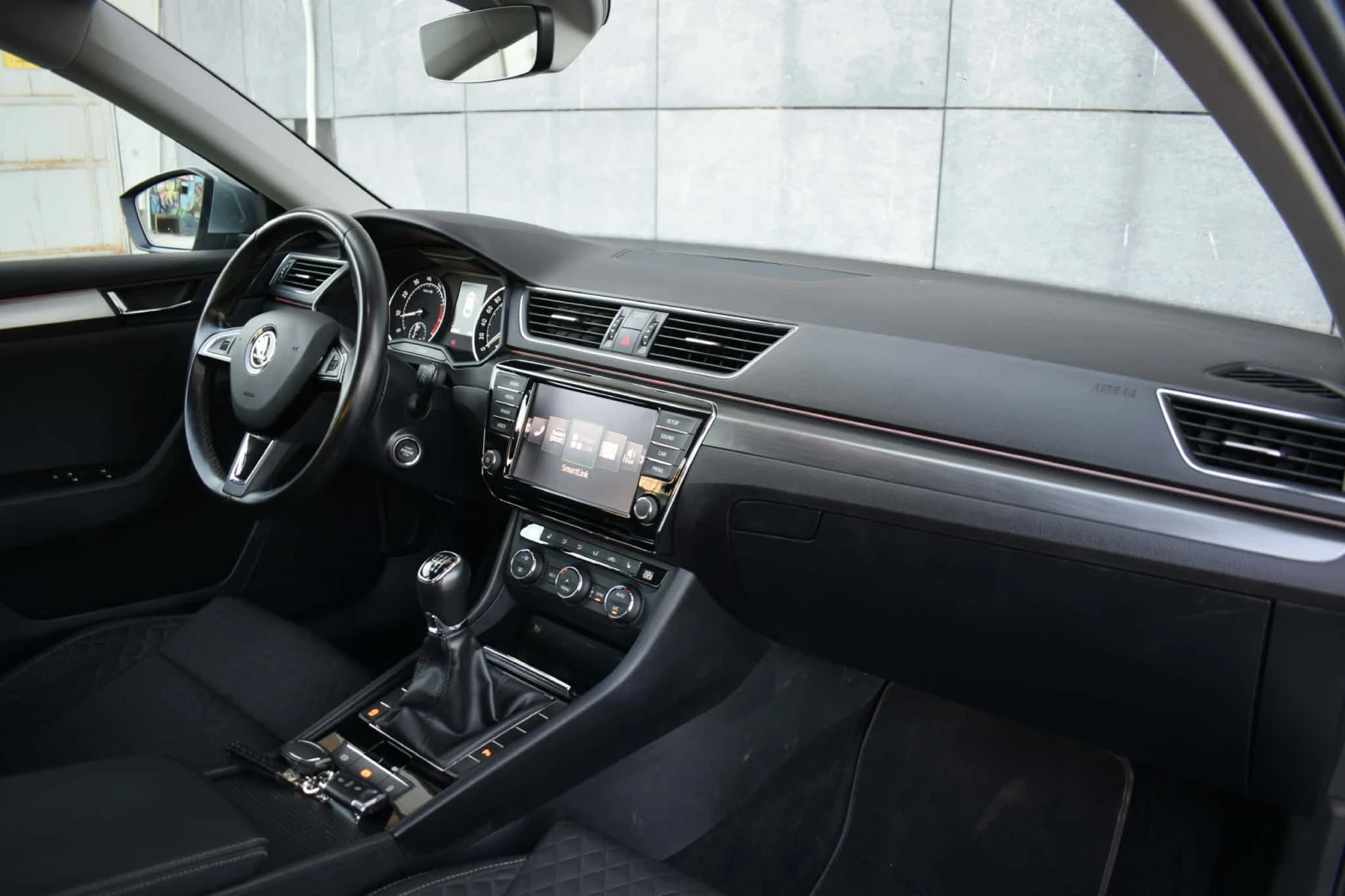Skoda Superb, снимка 12 - Автомобили и джипове - 55540911