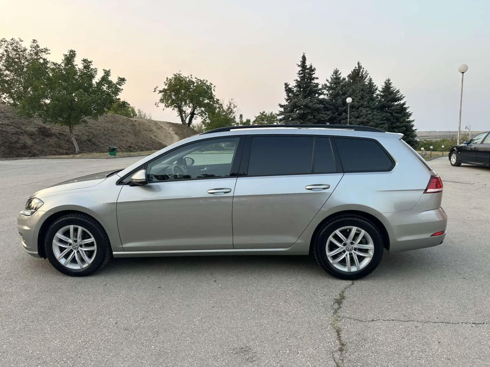 VW Golf 1.6TDI/116кс./DSG7ск./Подгрев/Теглич, снимка 7 - Автомобили и джипове - 56144933
