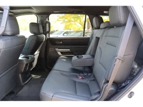 Toyota Sequoia CARFAX | Mobile.bg    5