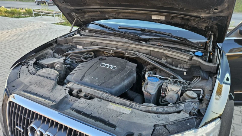 Audi Q5, снимка 9 - Автомобили и джипове - 52257562