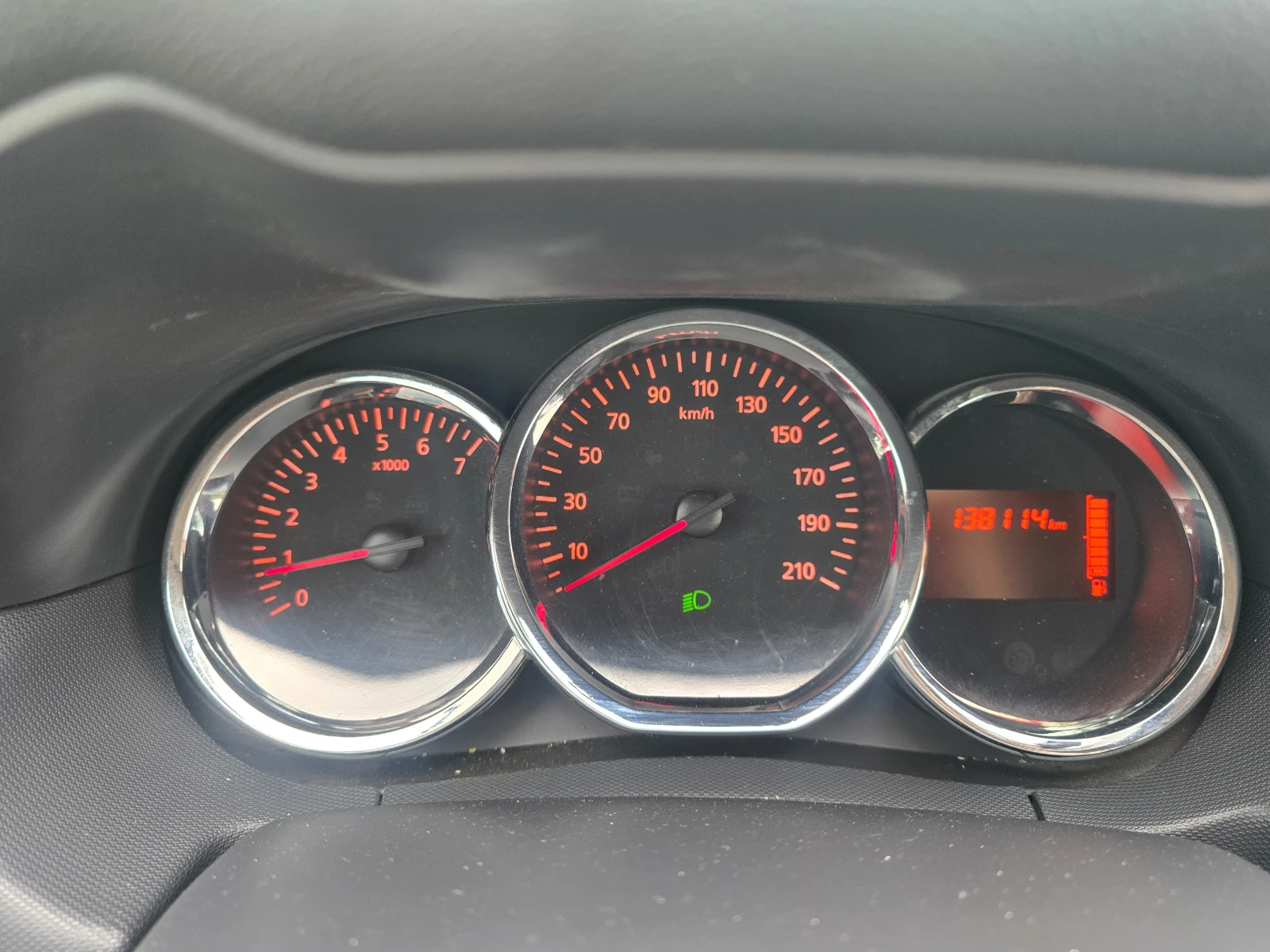 Dacia Duster * LED* 138000KM | Mobile.bg   12